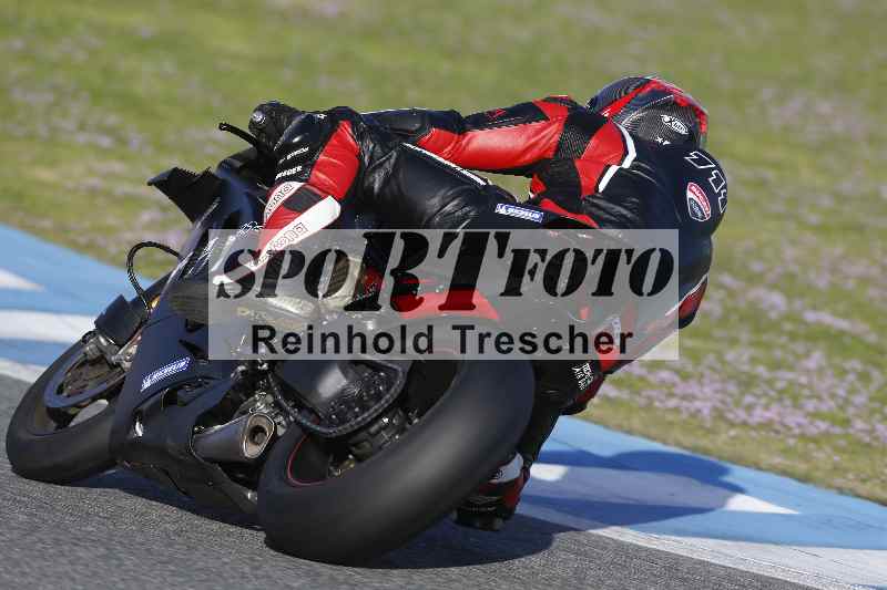 Archiv-2025/01 24.-27.01.2025 Moto Center Thun Jerez/rot-red/backside